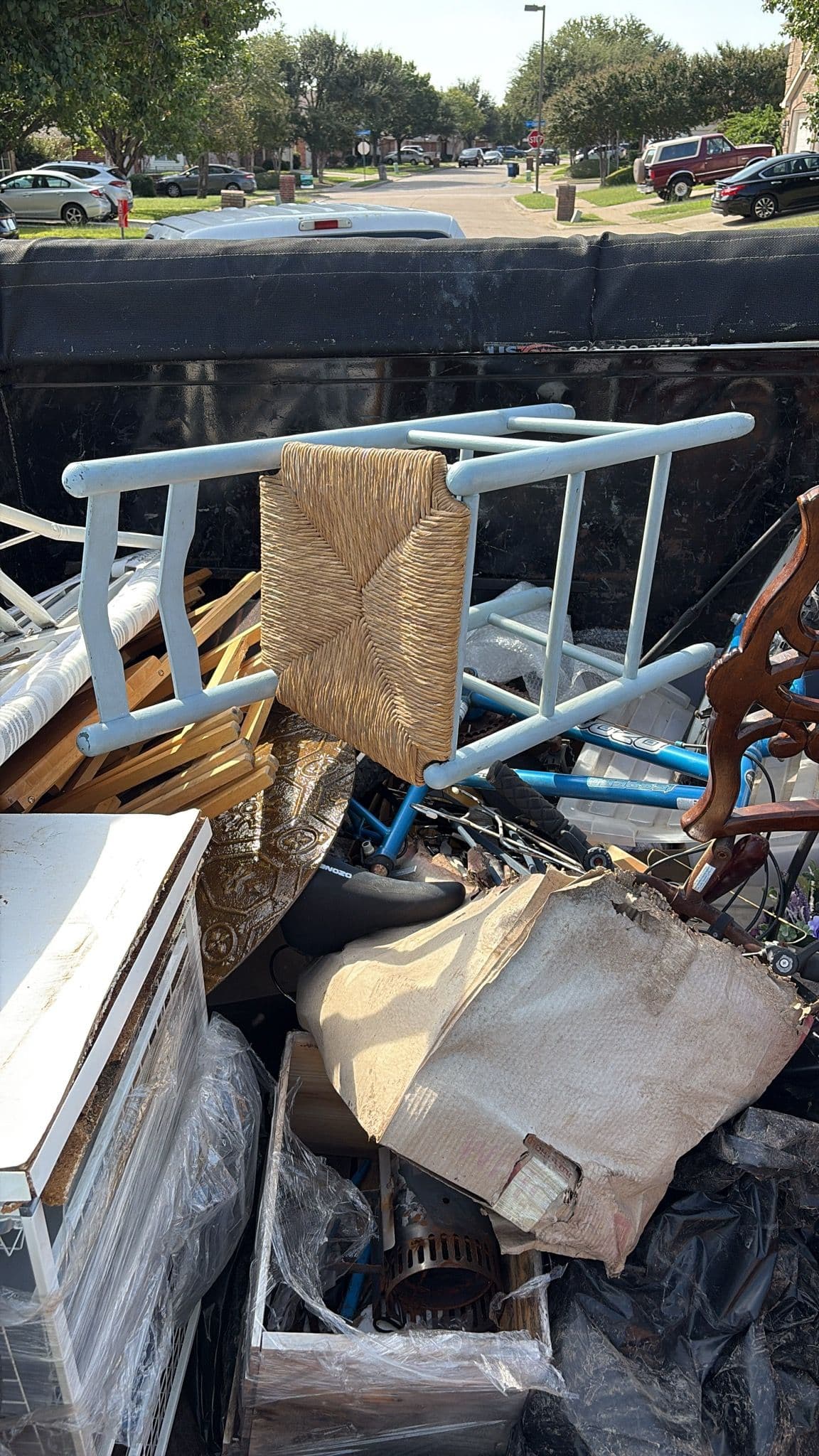 Effortless Junk Removal for a Clutter-Free Home image