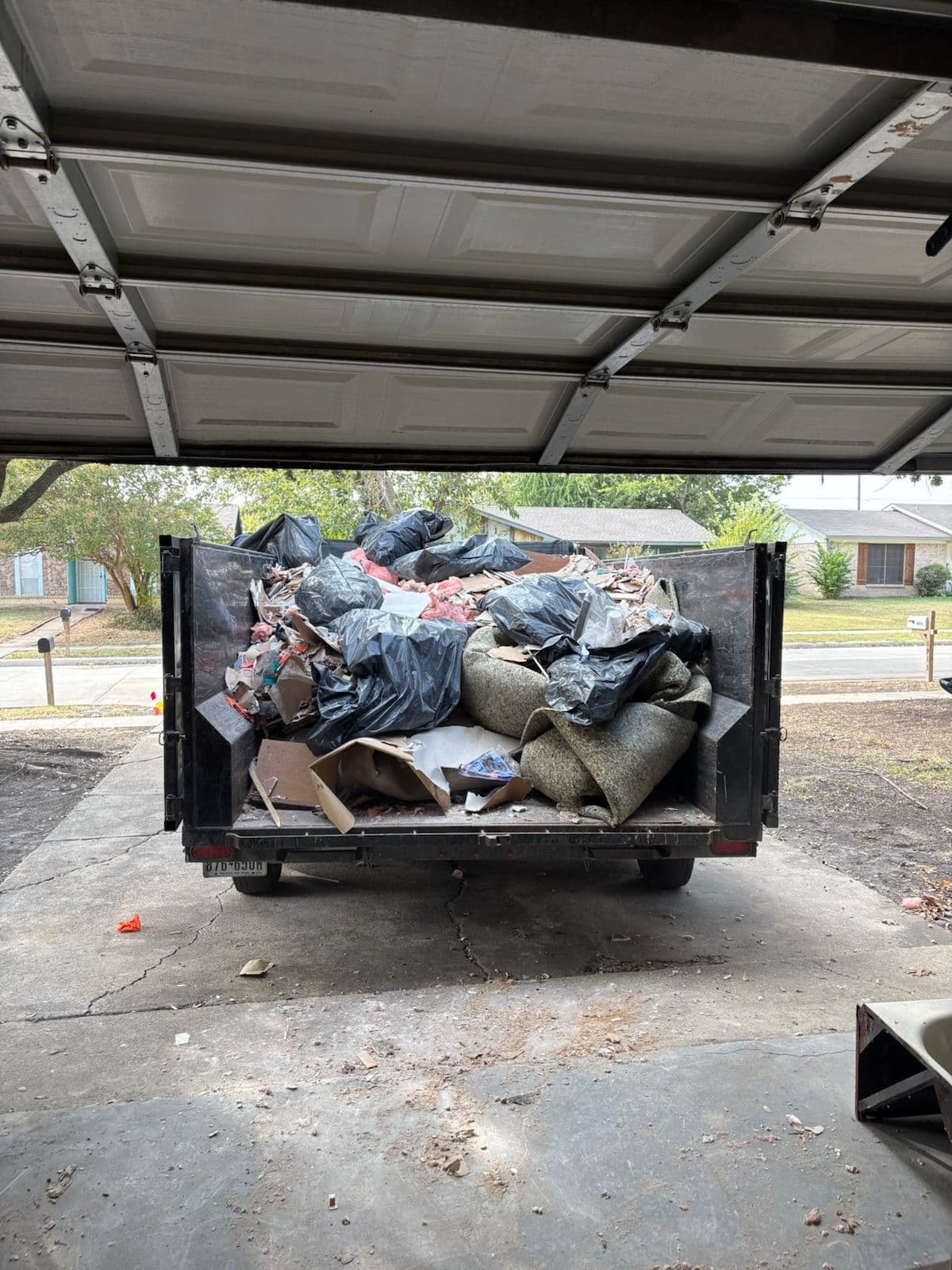 Project Junk Removal Expertise on Display in Plano image