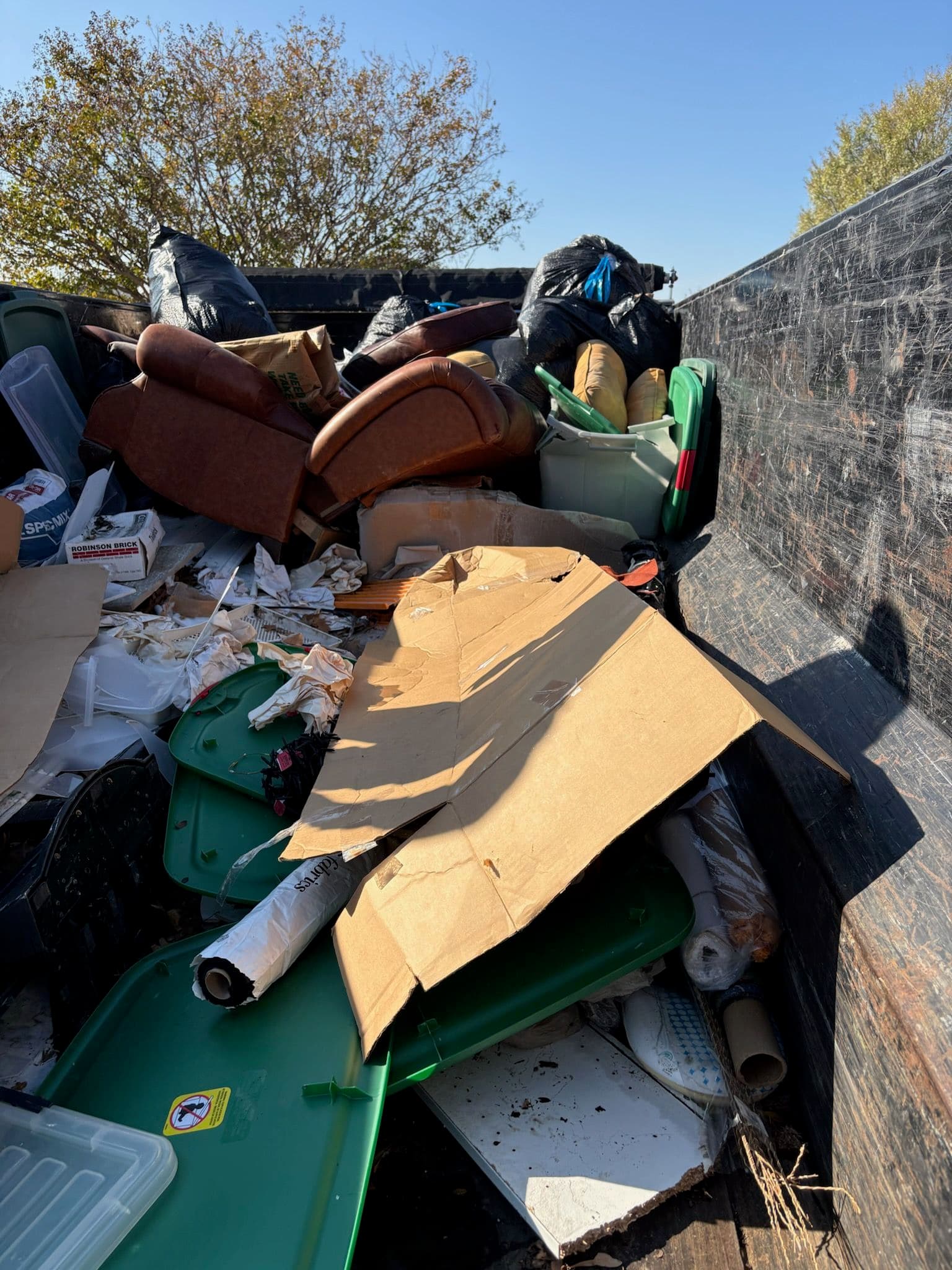 Project Clearing Out Clutter in North Dallas image