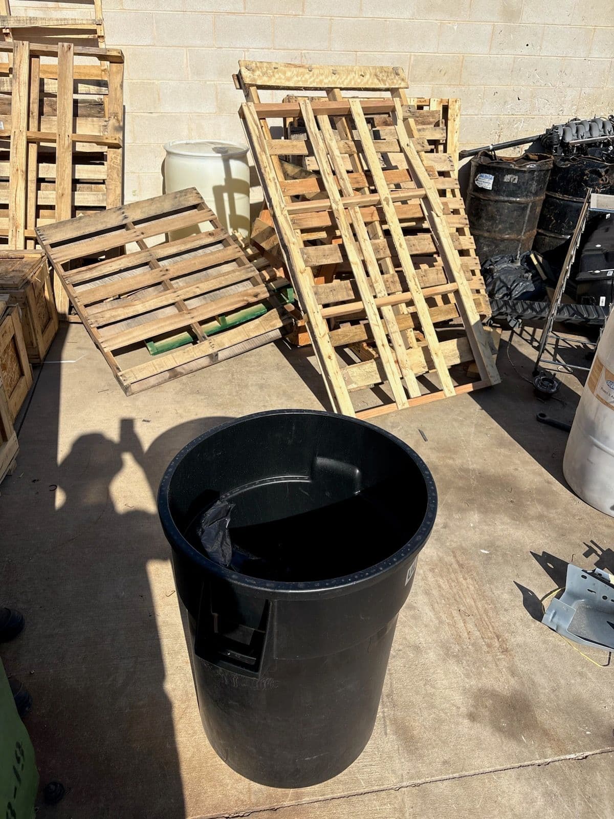 Efficient Junk Removal in North Dallas image