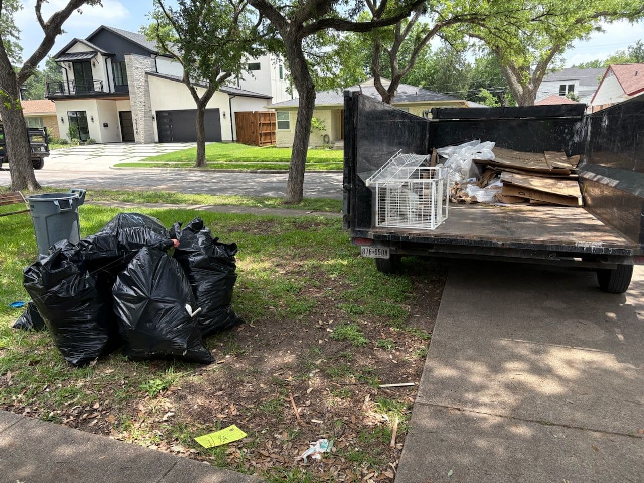 Efficient Junk Removal North Dallas Clean-Up Success image