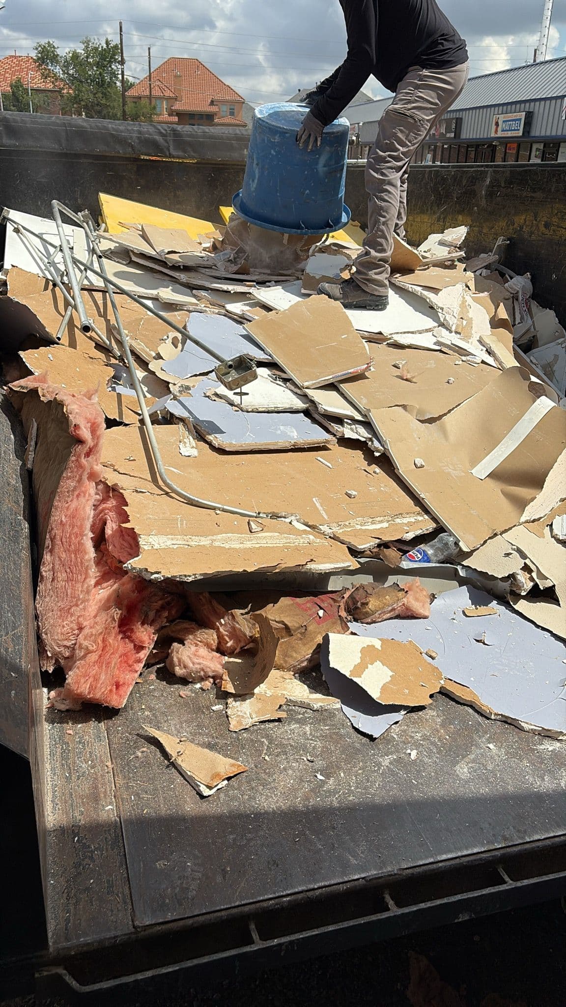 Efficient Construction Cleanout in Dallas image