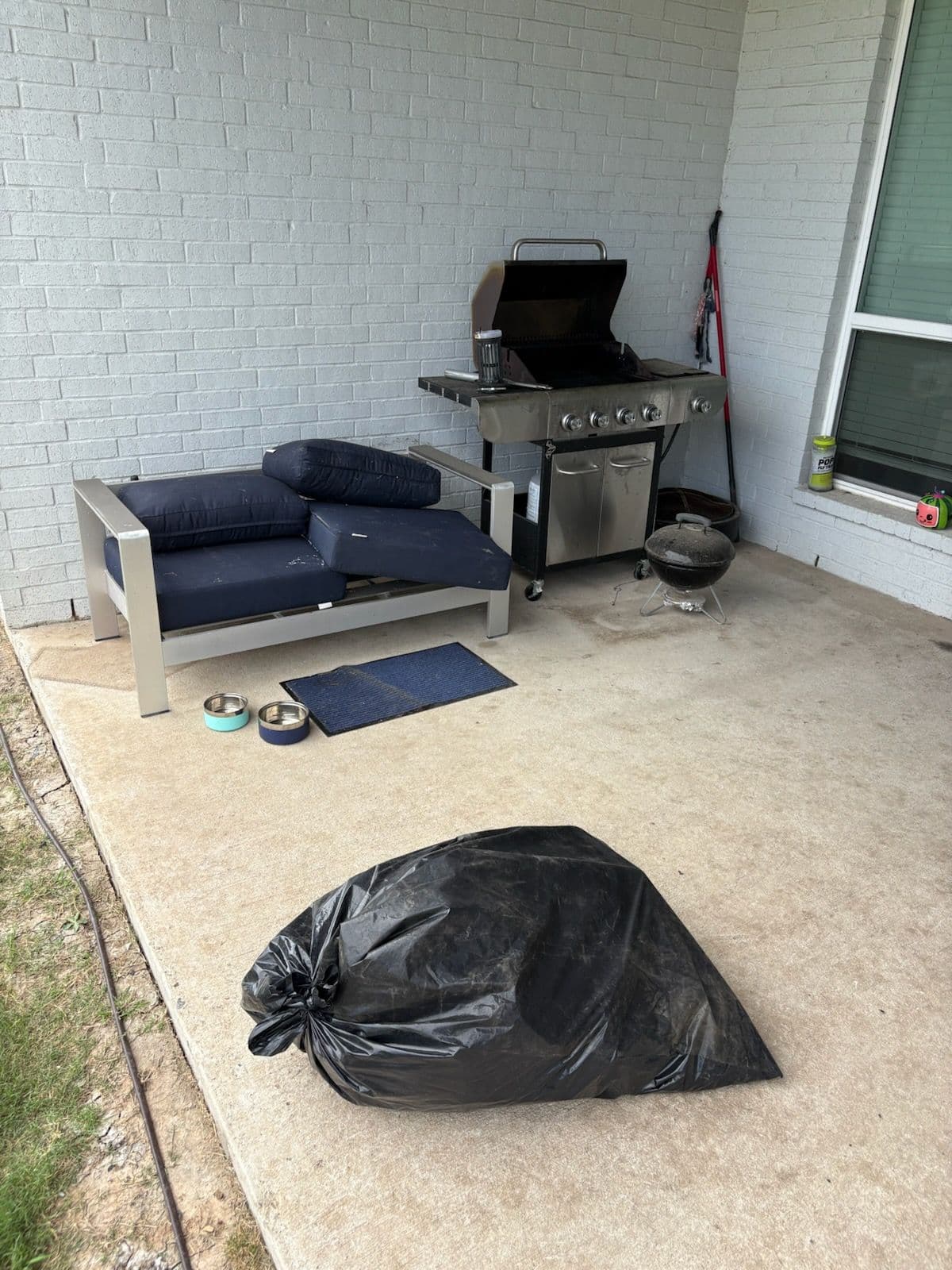 Patio Clutter Removal Success in Plano image