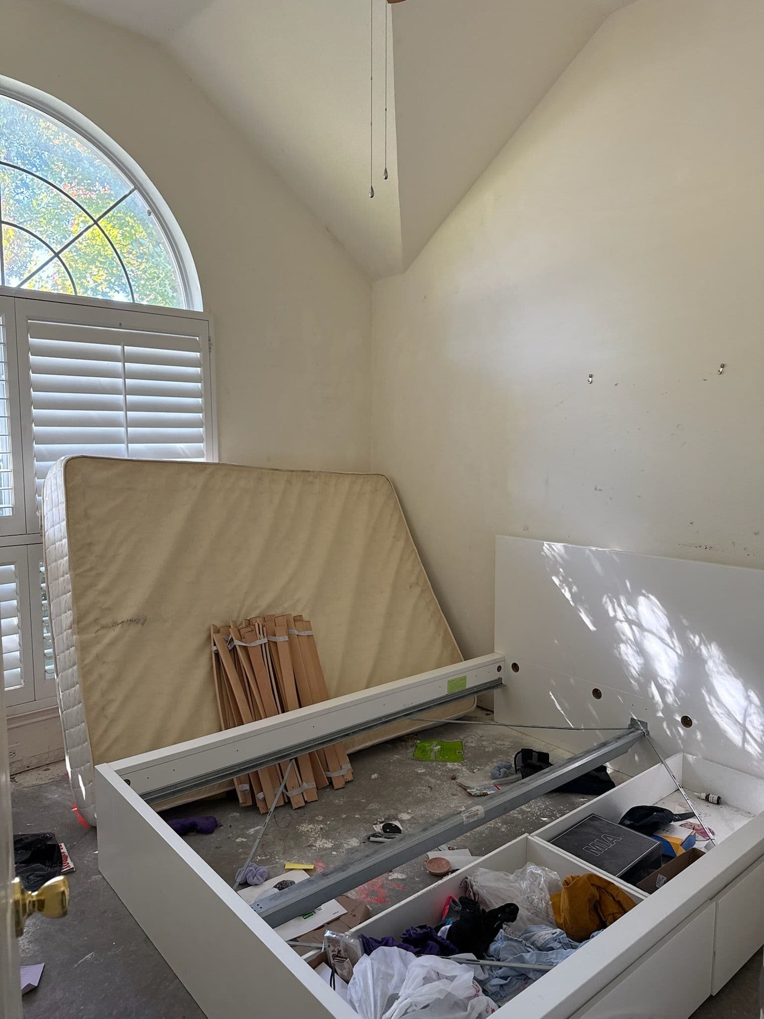 Mattress and Furniture Removal in Plano image