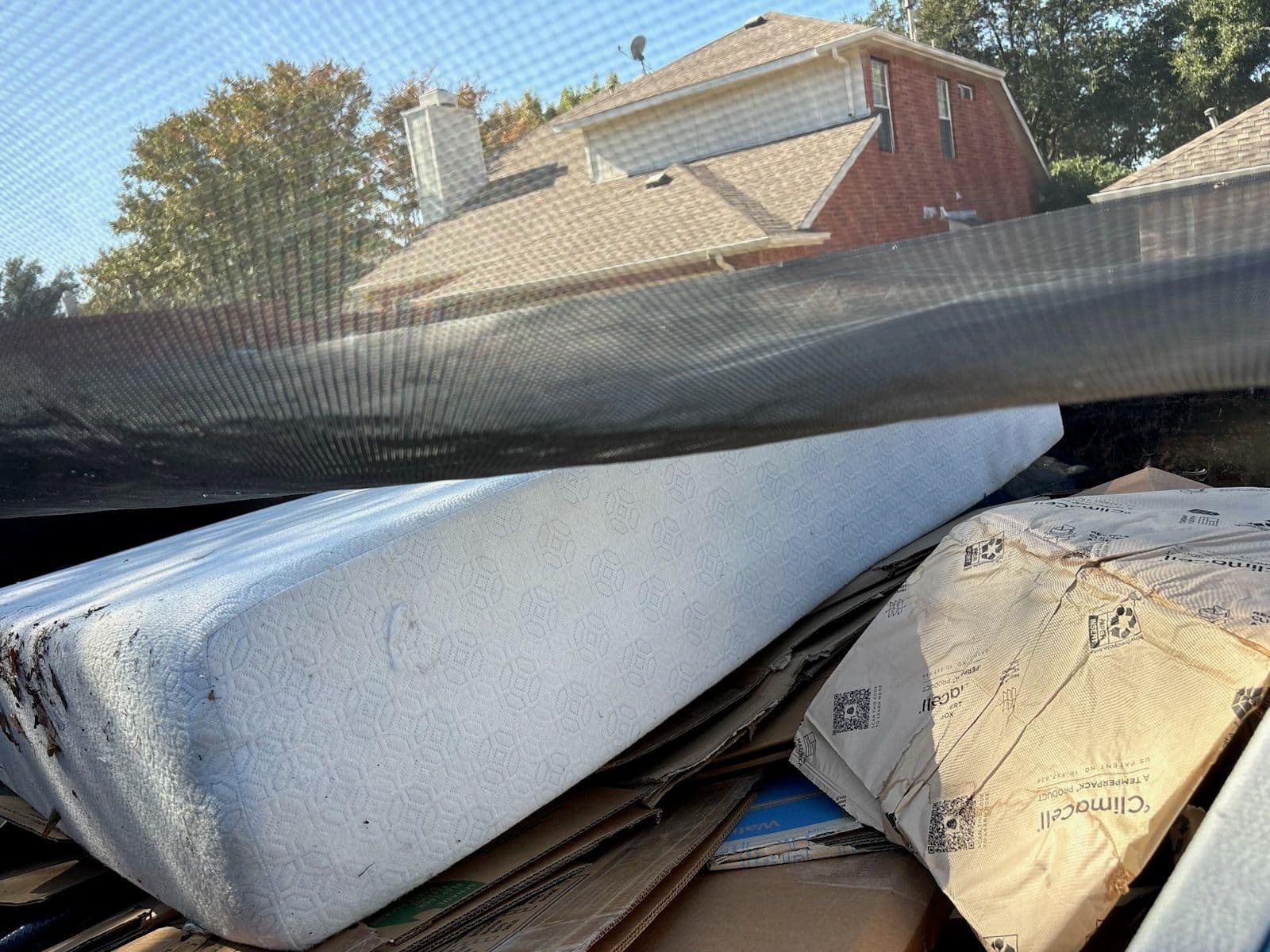 Easy Mattress Disposal in Plano image