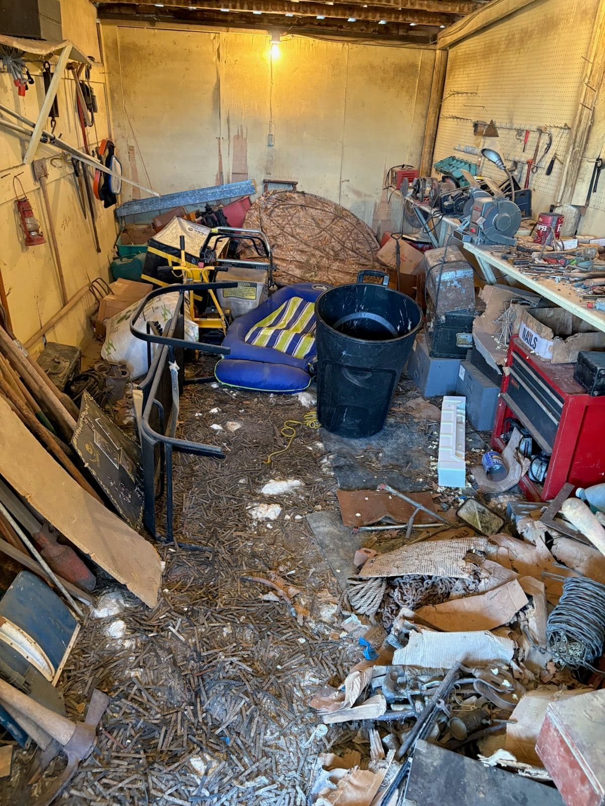 Restoring Order to Your Garage with Our Expert Cleanout Services image